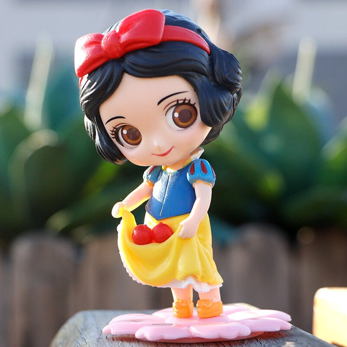 Disney Alice in Wonderland Action Figure Model Anime Mini Decoration