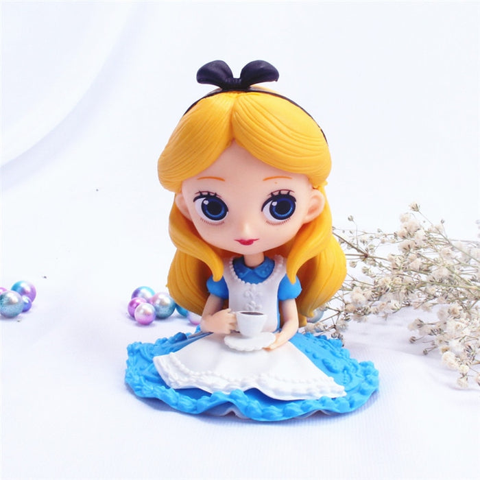 Disney Alice in Wonderland Action Figure Model Anime Mini Decoration