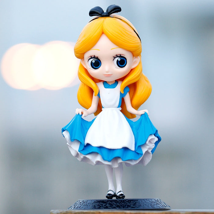 Disney Alice in Wonderland Action Figure Model Anime Mini Decoration