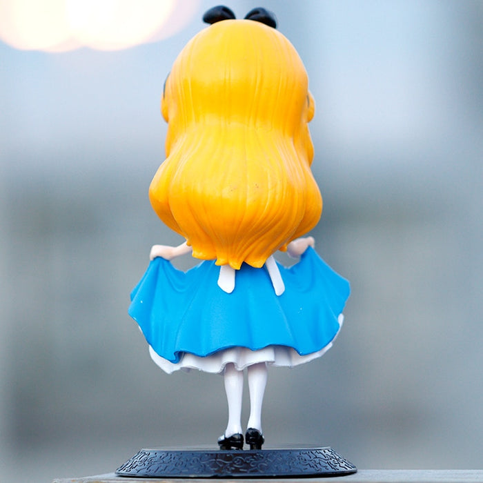 Disney Alice in Wonderland Action Figure Model Anime Mini Decoration